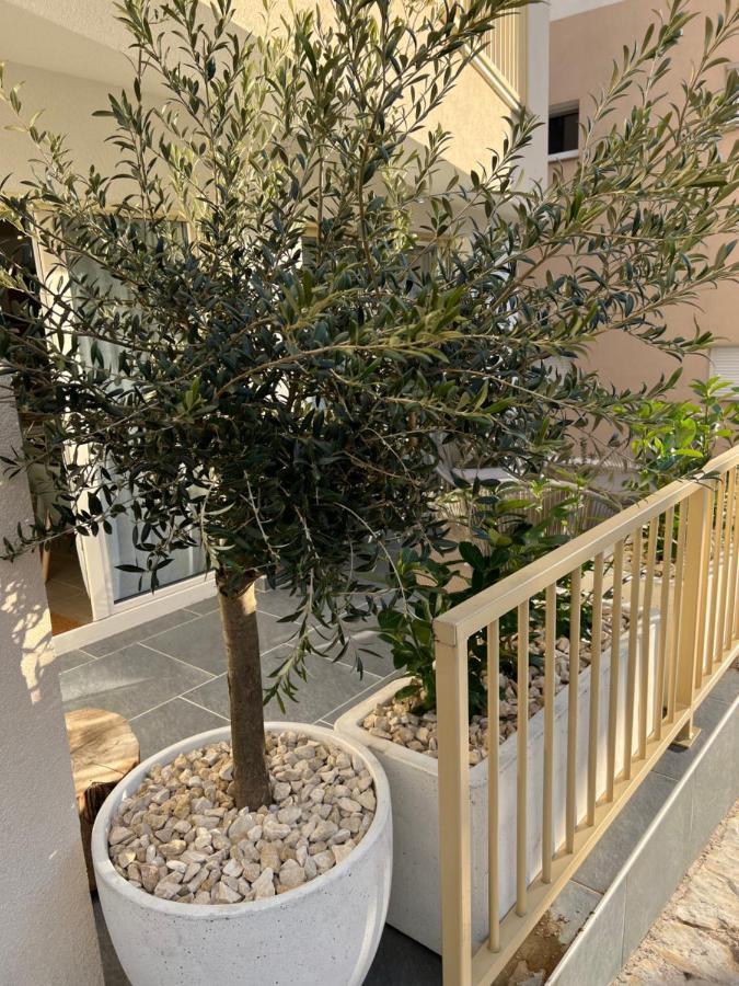 Ferienwohnung Sunset Huus Starigrad Paklenica Exterior foto
