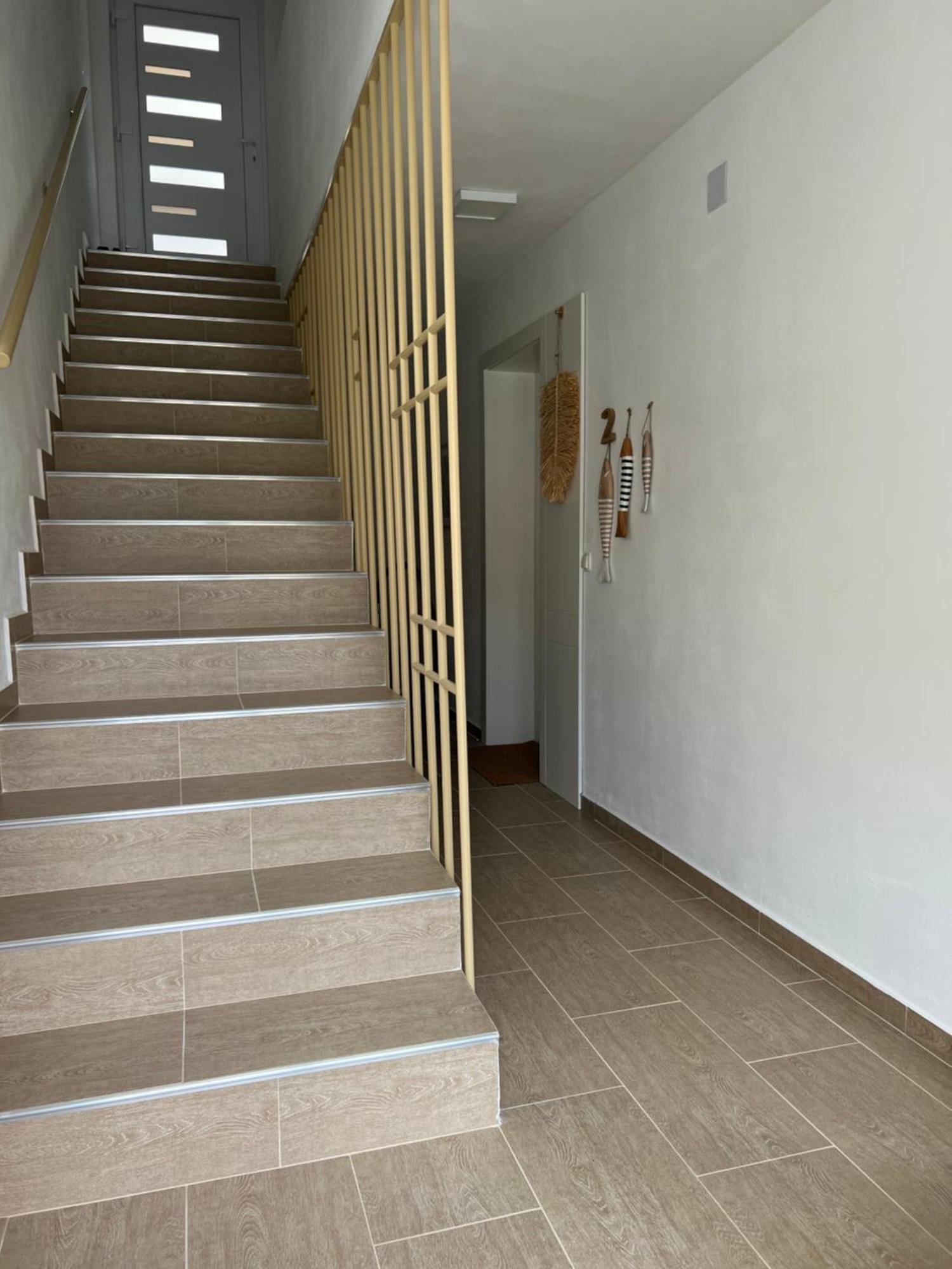 Ferienwohnung Sunset Huus Starigrad Paklenica Exterior foto